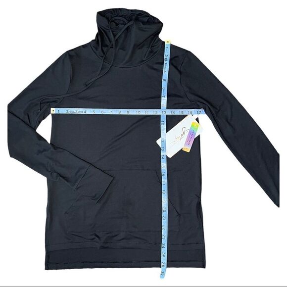 X by Gottex Peach Skin Long Sleeve Athletic Shirt in Black - Picture 3 of 8